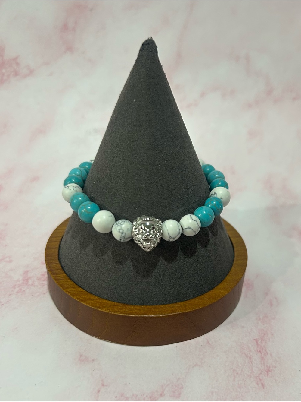 Turquoise & White Beaded Lion Head Bracelet